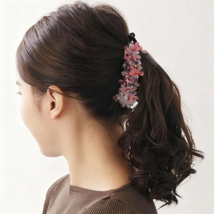 Blossom Claw Clip