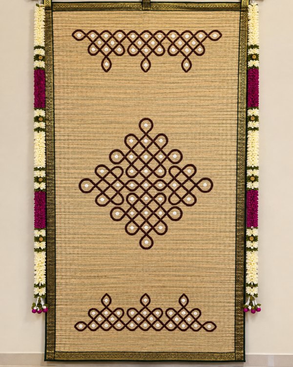 Handwoven Cora Mat in Brown Kolam Design Backdrop with Traditional Green Border 6×3ft
